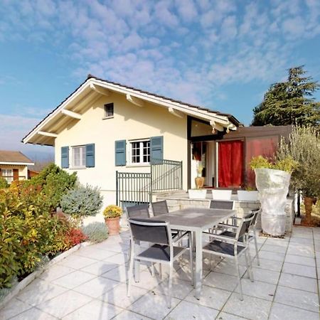 Cheerful Villa With Fireplace, Bath-Tub And Garden Noville Kültér fotó